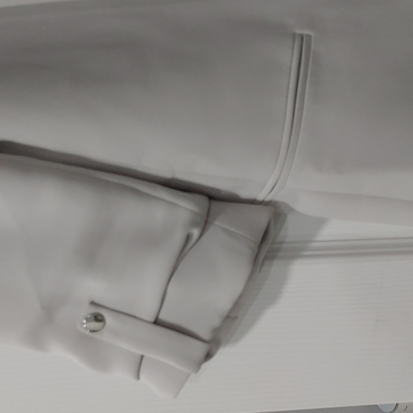 Blazer - Picture 2 of 3